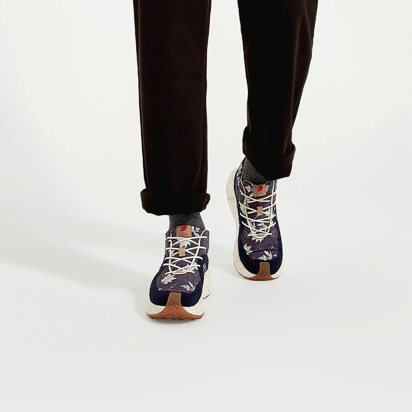 Fluttering Maple Leaves Brava IV Men - Image 11