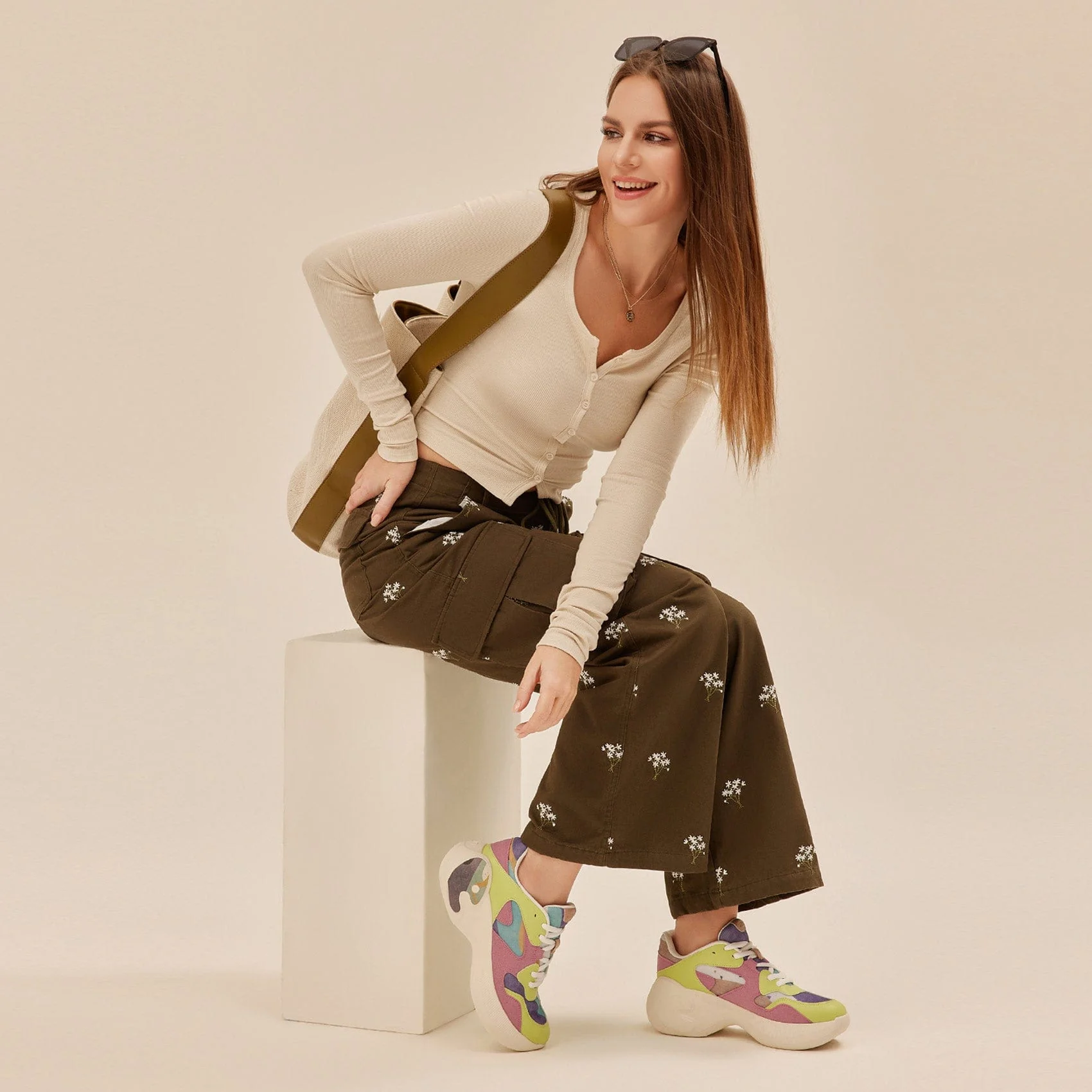 Sweet Cool Girl Zaragoza I Women - Image 10