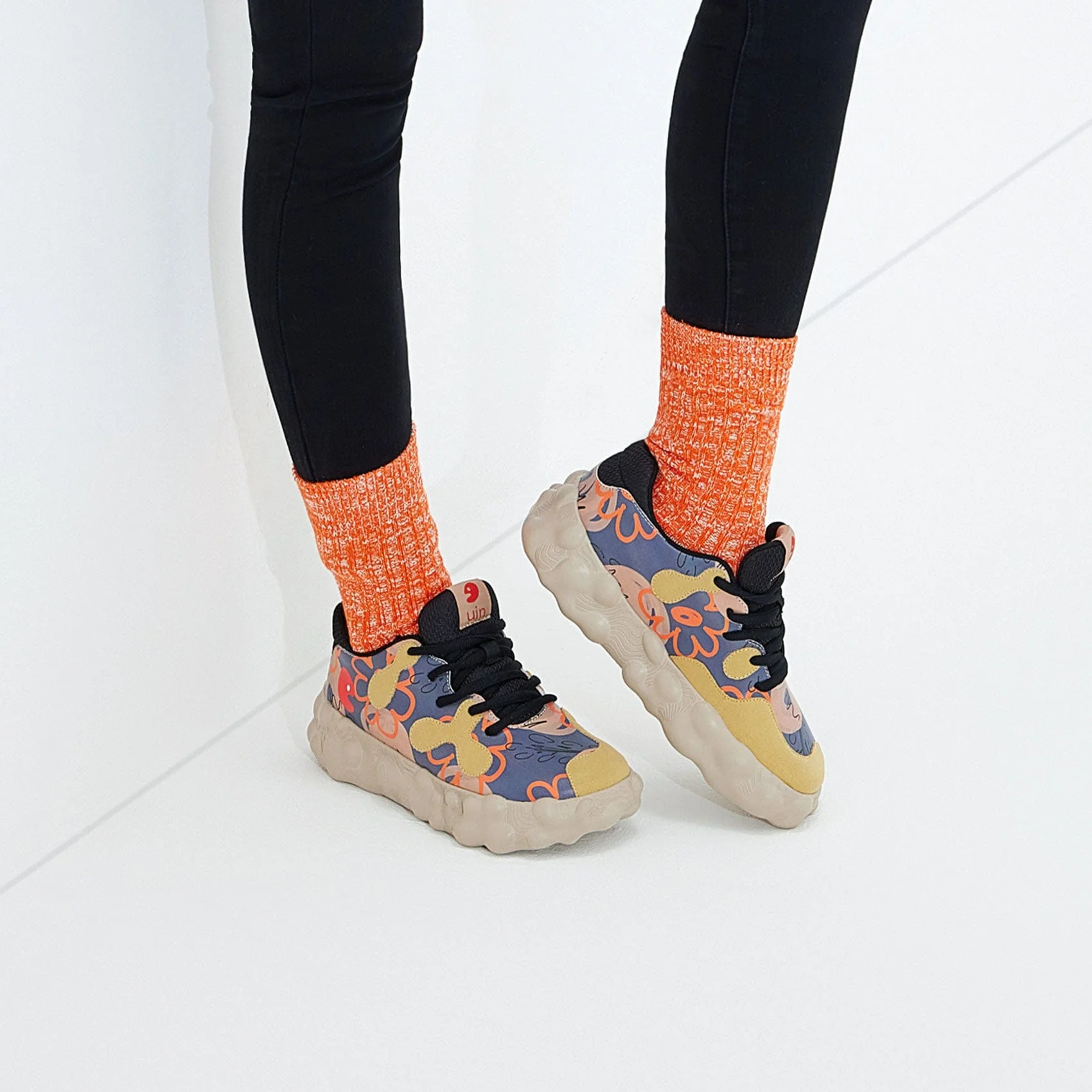 Floral Graffiti Figueras I Women - Image 15