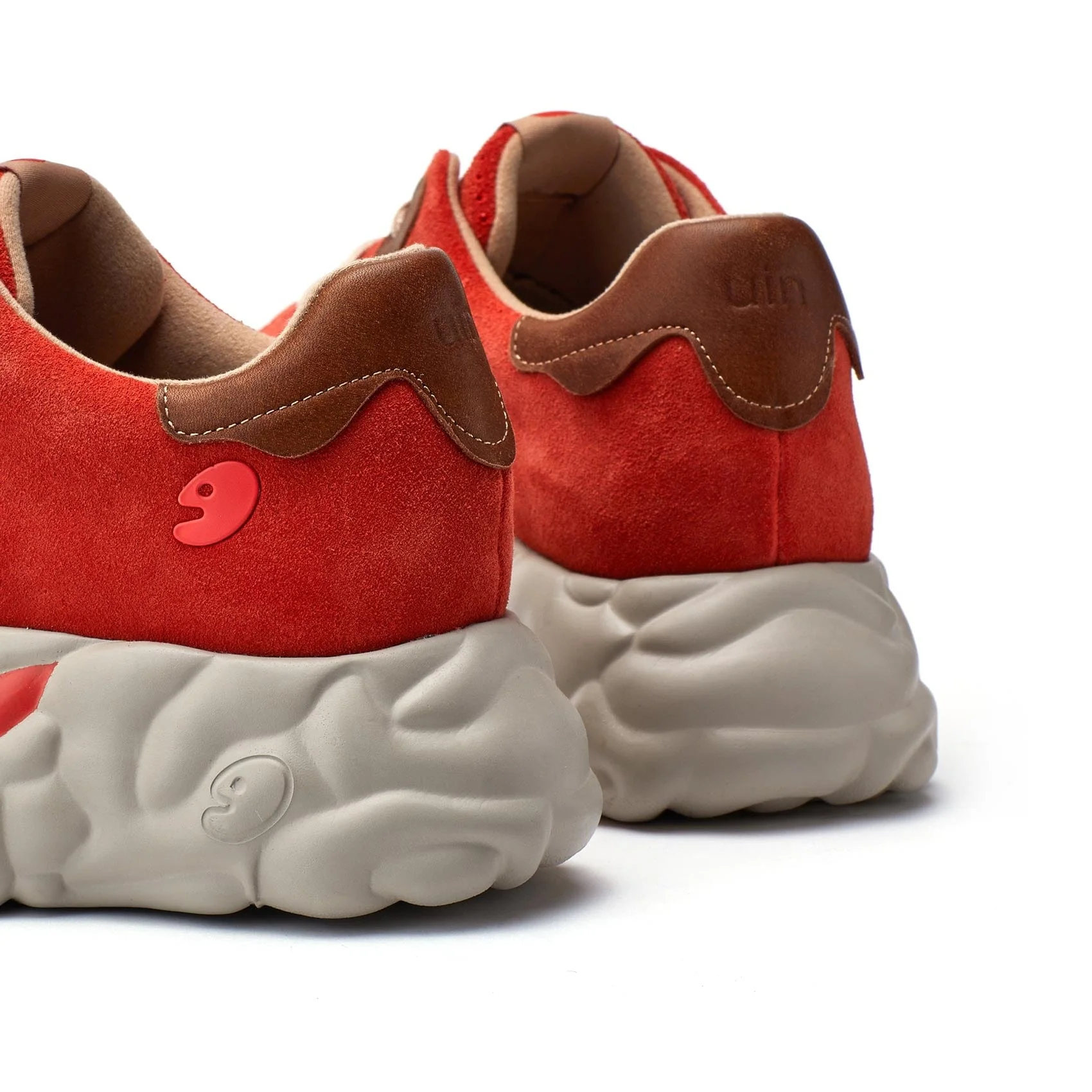 Guardsman Red Sanamolls II Women - Image 4